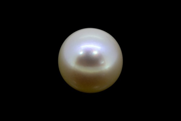 3.76 cts Cultured Pearl (Moti)
