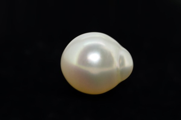 4.13 cts Cultured Pearl (Moti)