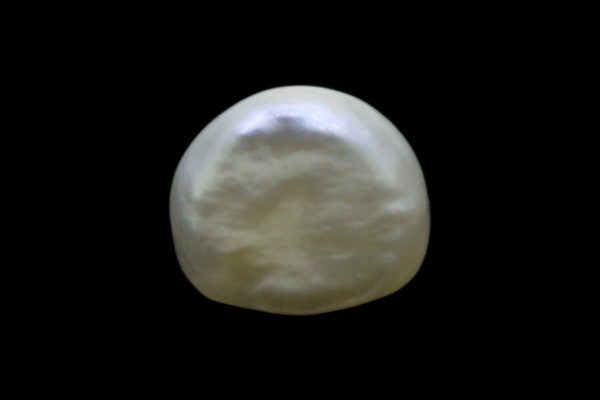 .6 ct Natural Pearl (Moti)