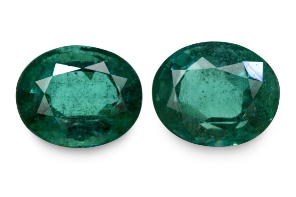 5.01 cts Natural Emerald (Panna) - Earring Pair