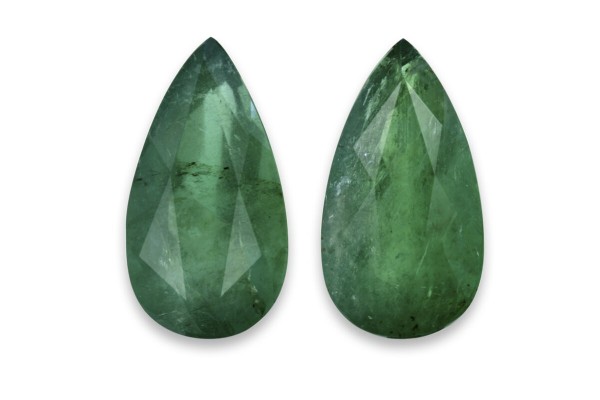 13.06 cts Natural Emerald (Panna) - Earring Pair