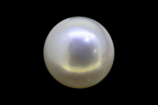 3.56 cts Cultured Pearl (Moti)