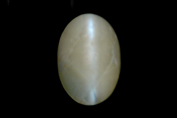 3.74 cts Natural Cats Eye (Lehsunia)