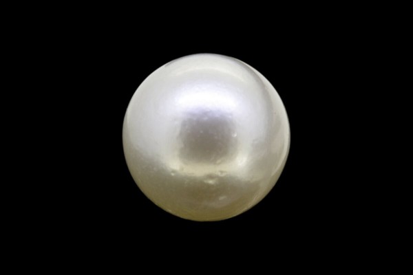 3.24 cts Cultured Pearl (Moti)