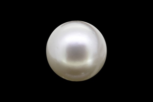 4.24 cts Cultured Pearl (Moti)