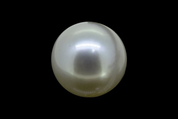 4.01 cts Cultured Pearl (Moti)
