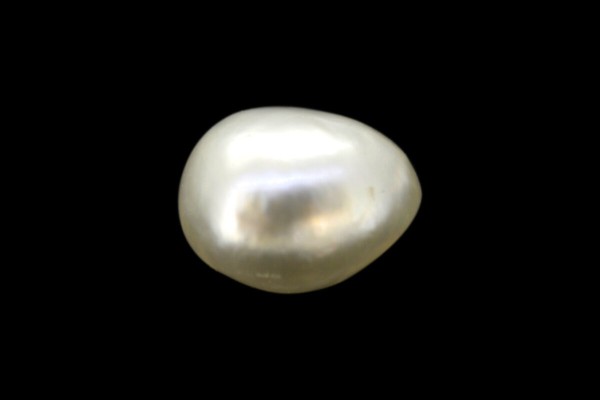 .83 ct Natural Pearl (Moti)