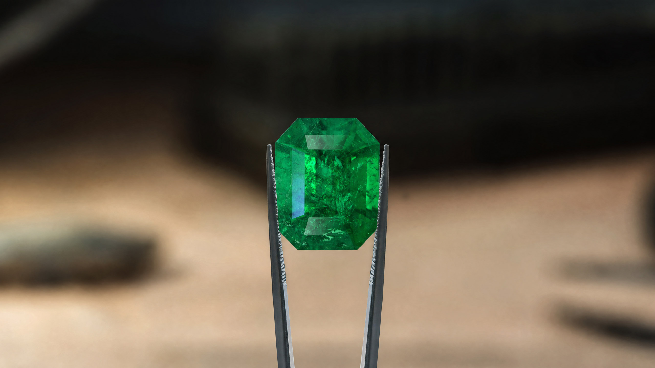 4 cts Natural Vivid Muzo Green Columbian Emerald